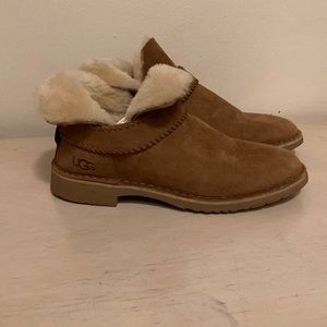 UGG McKay Classic Boots shoe size 8.5